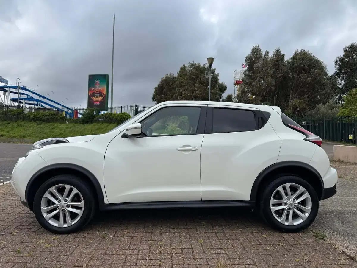 Used Nissan Juke Acenta 2015 White SUV