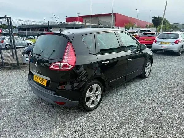 Used Renault Scénic III Dynamique 2012 Black MPV