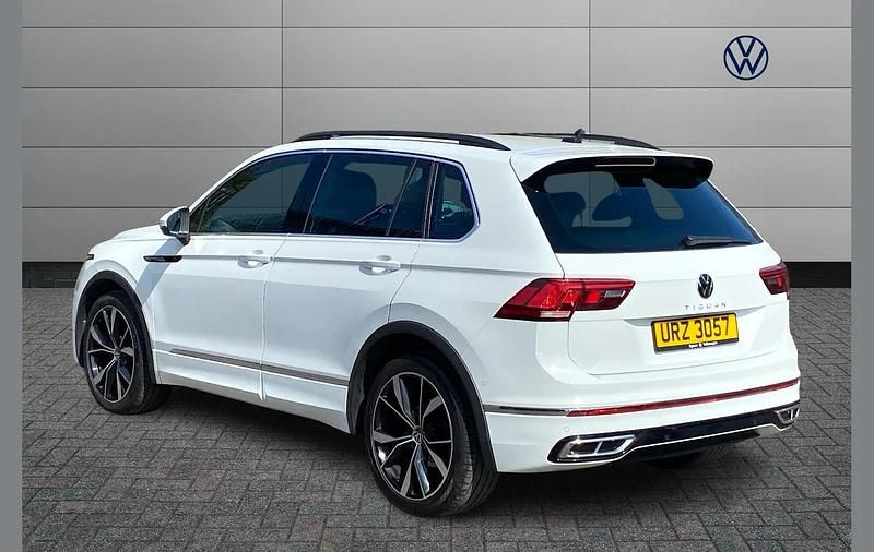 Used VW Tiguan R-line 150 HP (110 kW) 2023 White SUV