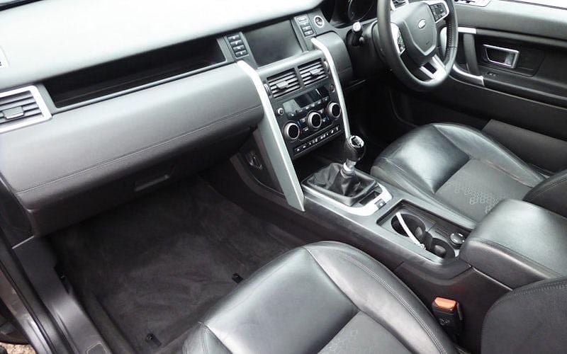 Used Land Rover Discovery Sport SE 179 HP (131 kW) 2019 SUV