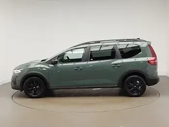 Used Dacia Jogger Extreme 109 HP (80 kW) 2023 Green MPV