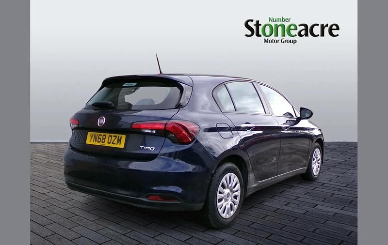 Used Fiat Tipo Easy 120 HP (88 kW) 2018 Blue Hatchback