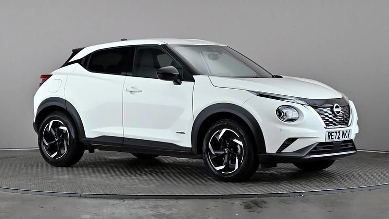 White Used 2022 Nissan Juke N-Connecta SUV | £15,498 (Good price) - Image 1/4