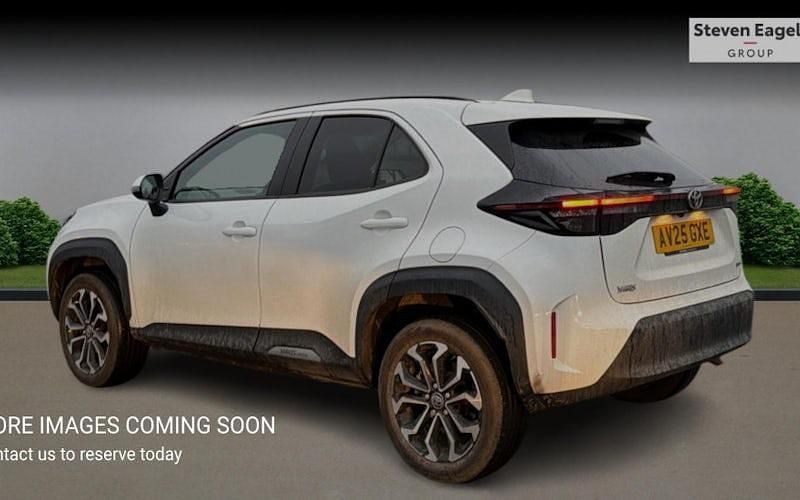 Used Toyota Yaris Hybrid Design 116 HP (85 kW) 2026 Estate