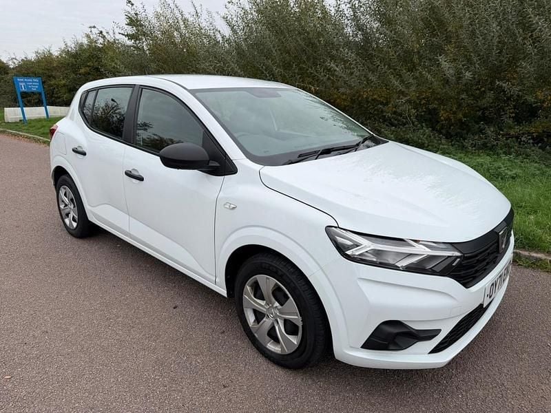 White Used 2021 Dacia Sandero Essentiel Hatchback | £5,999 (Super price) - Image 1/4