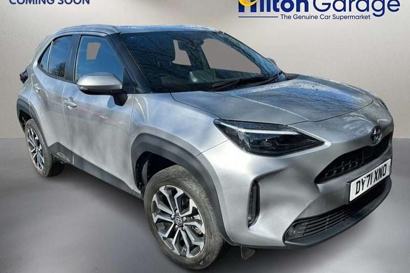 Used Toyota Yaris Hybrid Design 2022 SUV