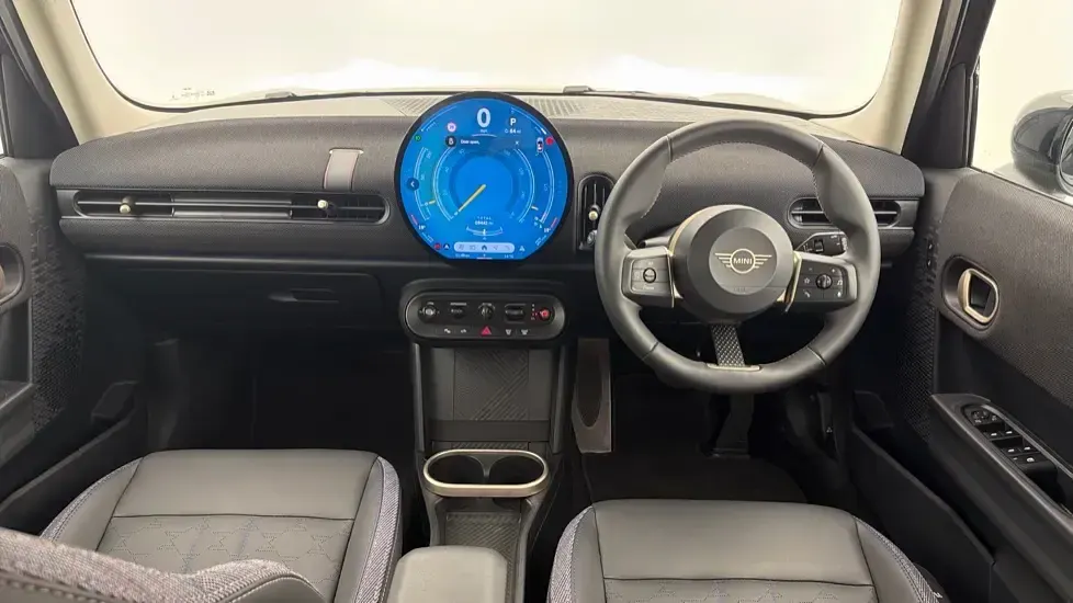 Used Mini Cooper Hatch 113 kW (154 HP) 2025 Grey Hatchback