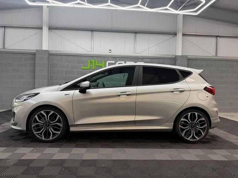 Used Ford Fiesta ST-Line X 100 HP (73 kW) 2023 Silver Hatchback