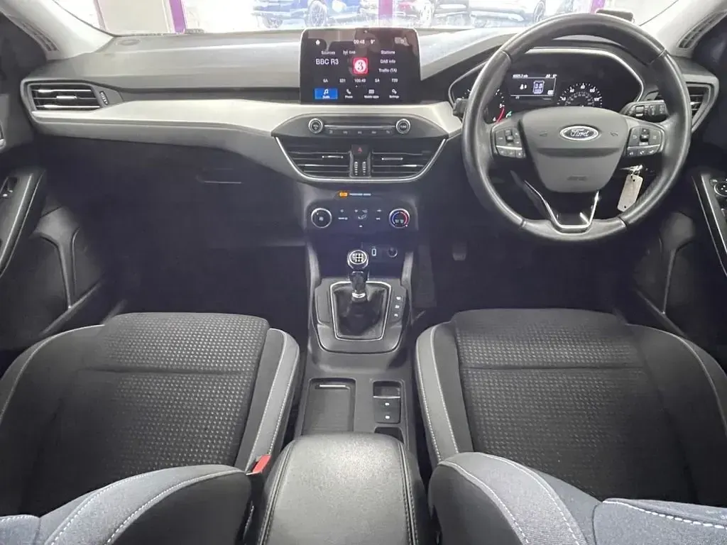 Używany Ford Focus Zetec 2019 Czarny Kombi