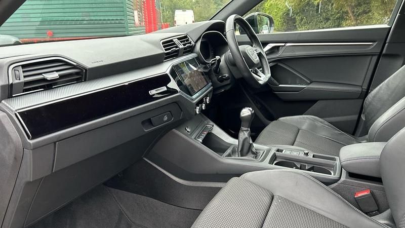 Image 2/4