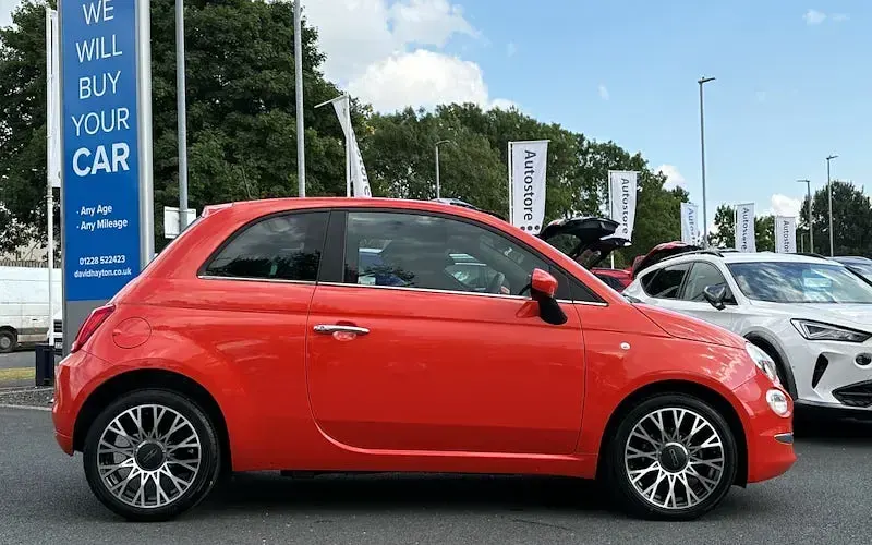 Used Fiat 500 69 HP (50 kW) 2023 Orange Hatchback