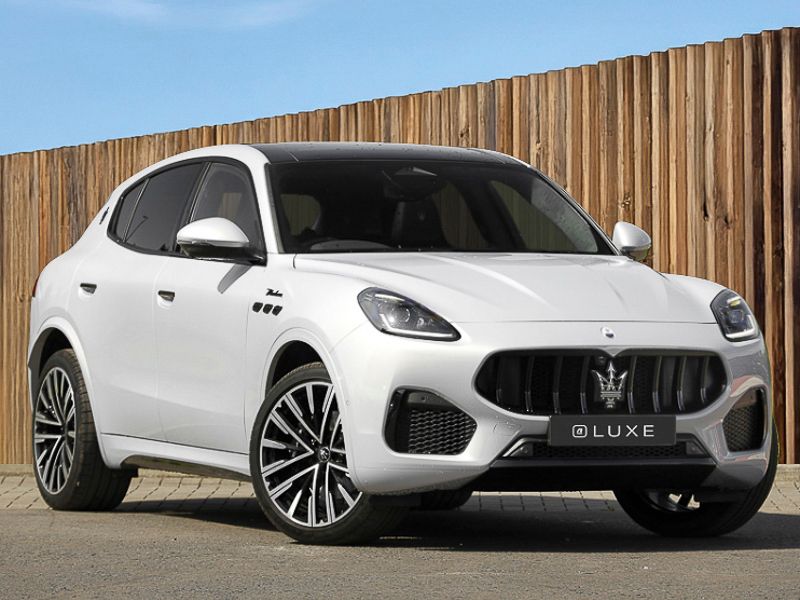 White New 2025 Maserati Grecale SUV | £64,898 - Image 1/4