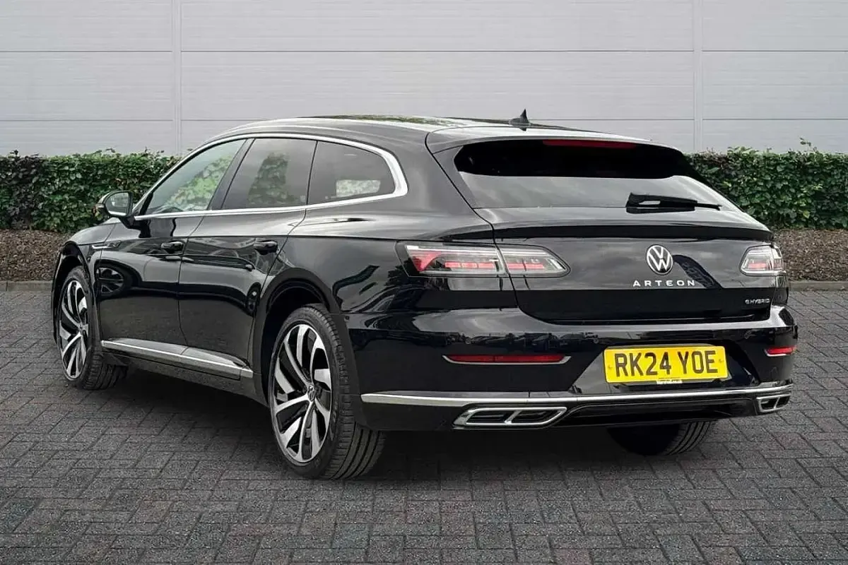Used VW Arteon R-line 218 HP (160 kW) 2024 Black Estate