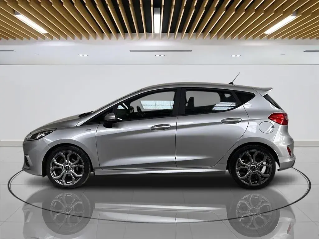 Used Ford Fiesta ST-Line 100 HP (73 kW) 2018 Silver Hatchback