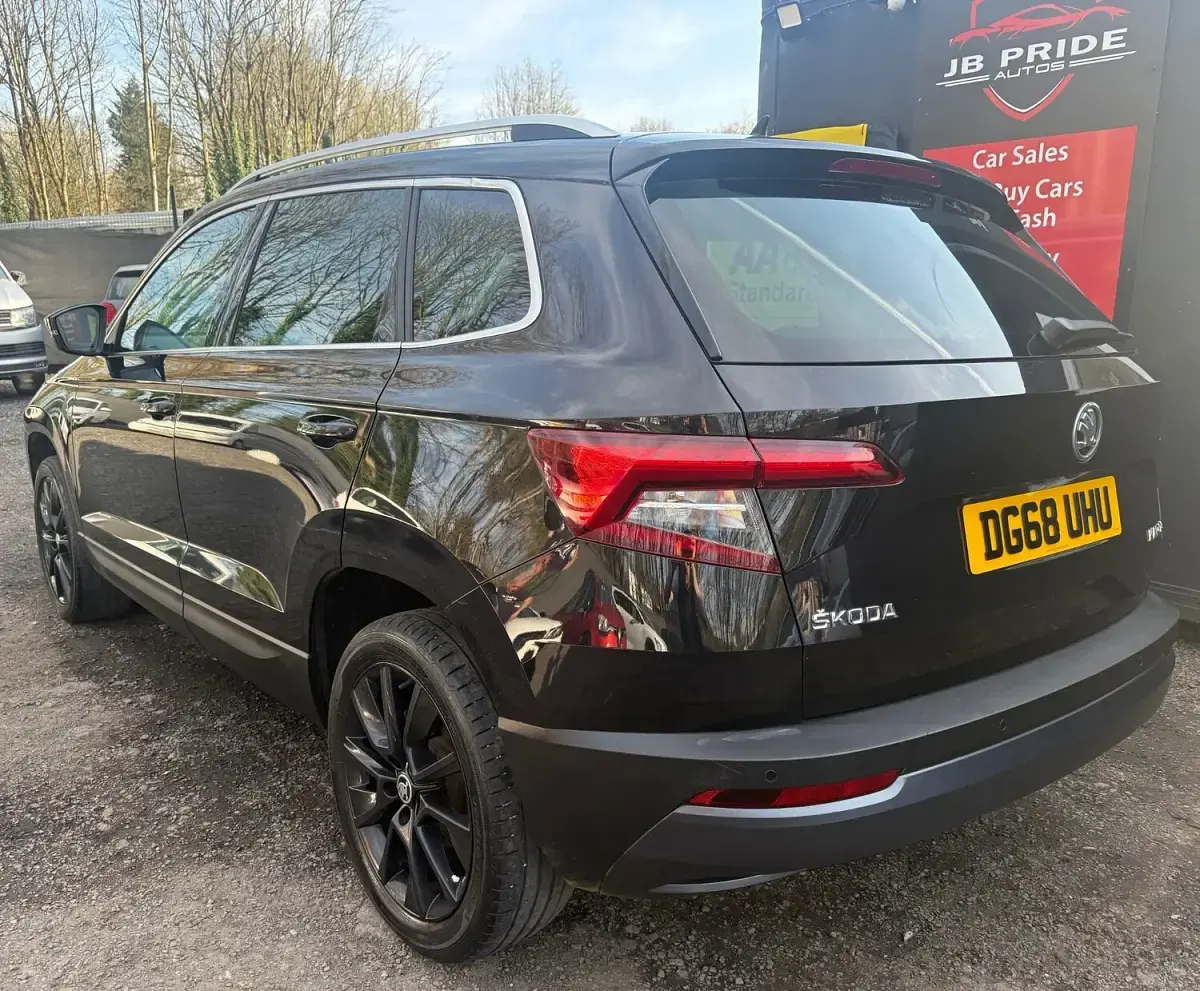 Used Skoda Karoq SE L 2018 Black SUV