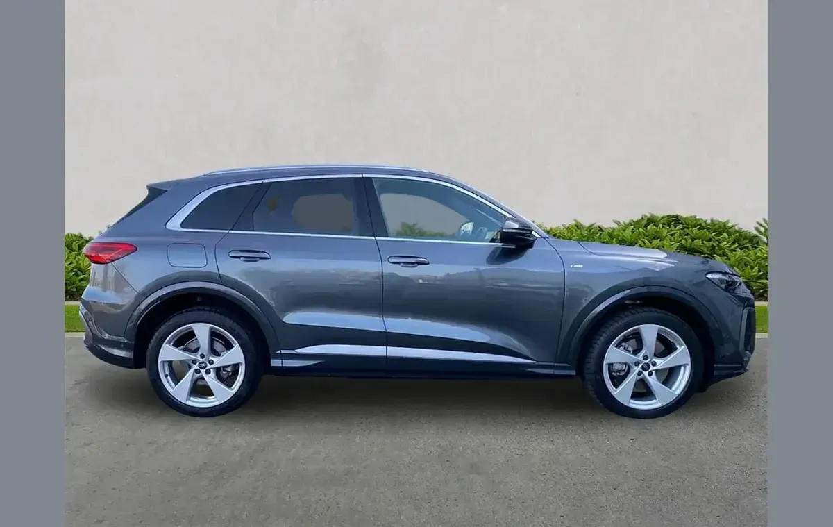 Used Audi Q5 S-Line 204 HP (150 kW) 2025 Other SUV