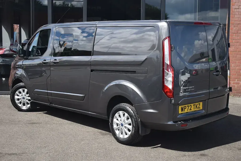 Used Ford Transit Custom Limited 170 HP (125 kW) 2022 Grey Van