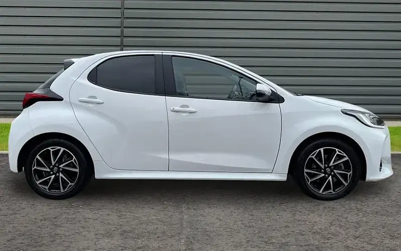 Used Toyota Yaris Design 116 HP (85 kW) 2026 Hatchback