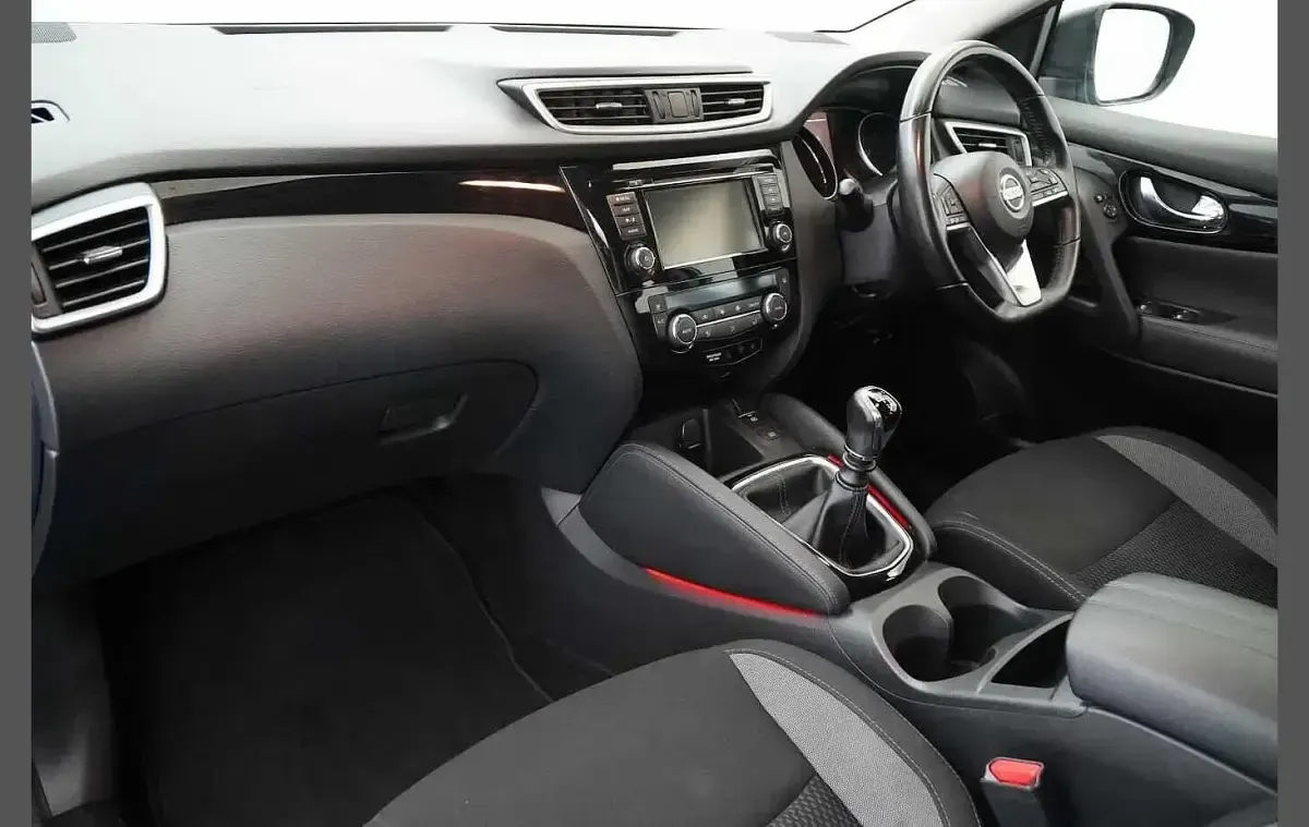 Used Nissan Qashqai Acenta Premium 138 HP (101 kW) 2020 Blue SUV