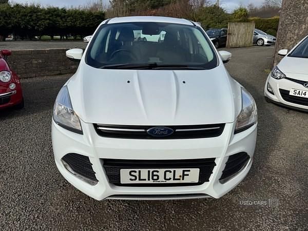 Used Ford Kuga Zetec 150 HP (110 kW) 2016 White SUV