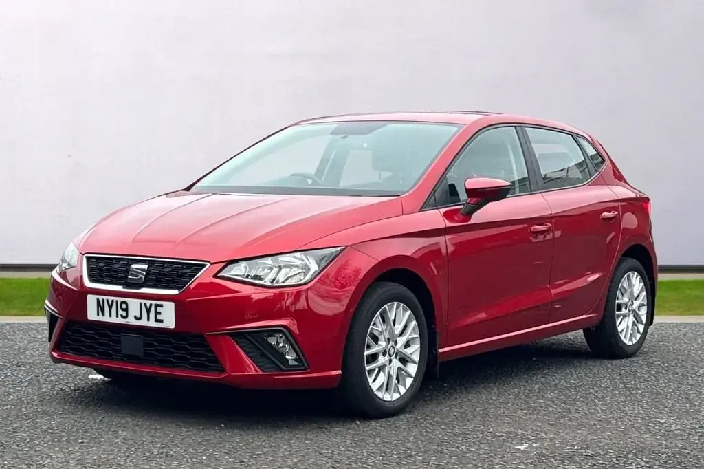 Begagnad Seat Ibiza SE Technology 80 HK (58 kW) 2019 Röd Halvkombi