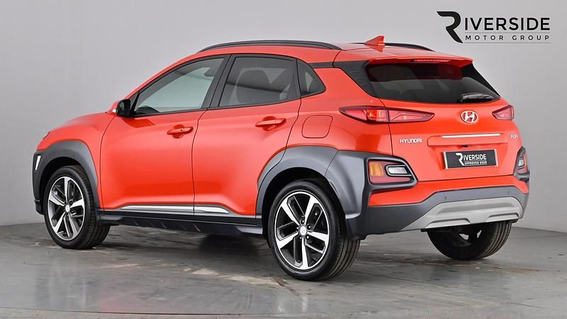 Second-hand Hyundai Kona Premium SE 120 CP (88 kW) 2019 Portocaliu SUV