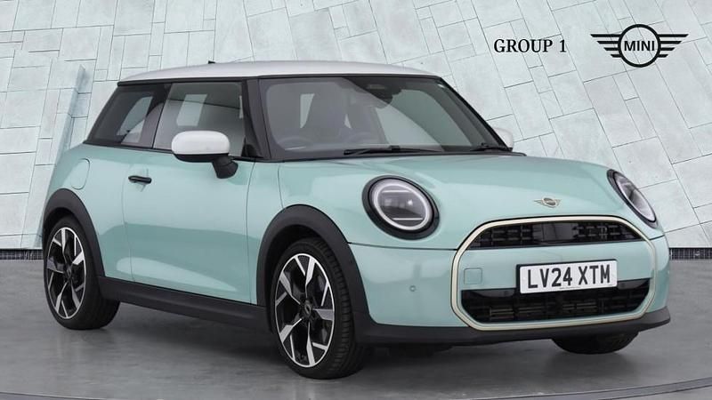 Green Used 2024 Mini Cooper Hatch Hatchback | £24,495 (A bit pricey) - Image 1/4