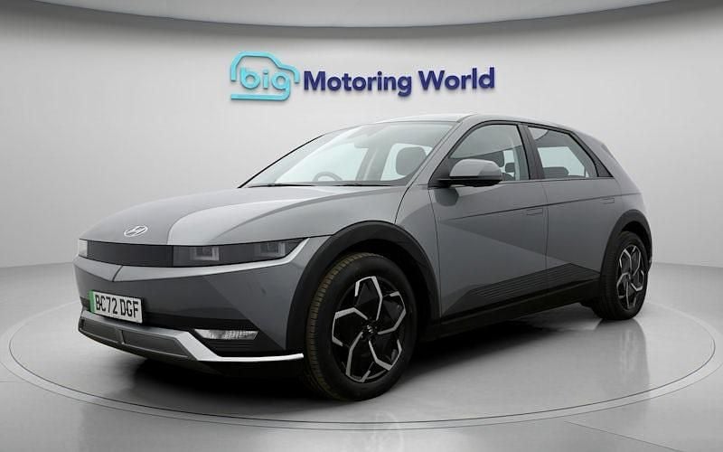 Used Hyundai Ioniq SE 125 kW (170 HP) 2023 Hatchback