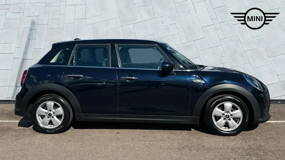 Used Mini Cooper Classic 2023 Blue/black Hatchback