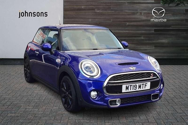 Blue Used 2019 Mini Cooper S Classic Hatchback | £13,490 (Fair price) - Image 1/4