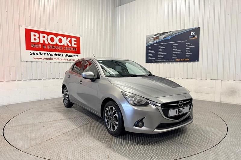 Used Mazda 2 Inclusive 90 HP (66 kW) 2015
