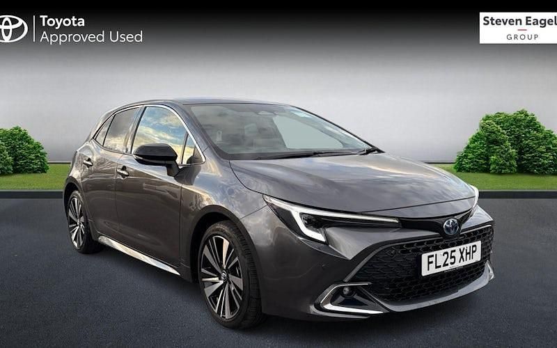 Used Toyota Corolla Design 140 HP (102 kW) 2026 Hatchback