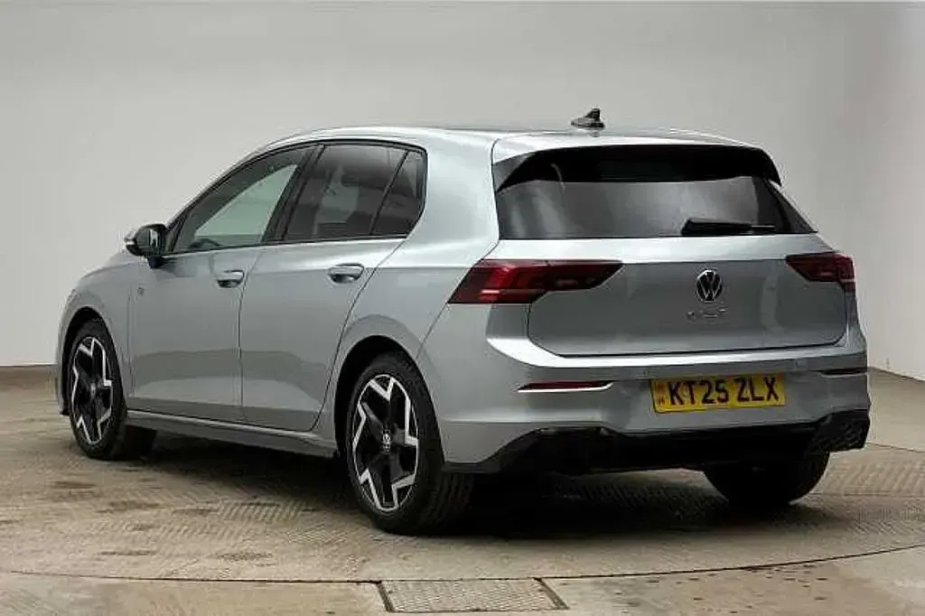 Used VW Golf VIII 150 HP (110 kW) 2025