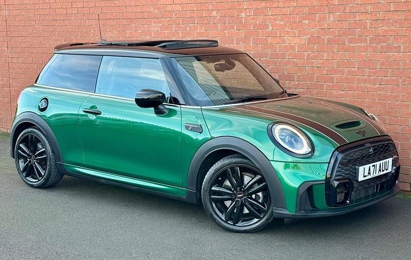 Green Used 2021 Mini Cooper S Hatch Hatchback | £20,000 (Fair price) - Image 1/4