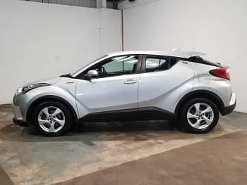 Used Toyota C-HR 122 HP (89 kW) 2018 Silver SUV