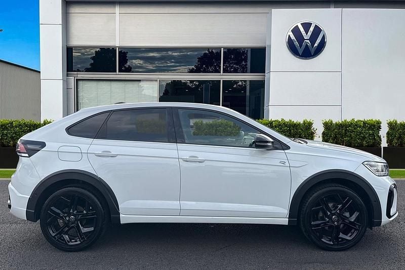 Used VW Taigo Black Edition 150 HP (110 kW) 2025 White SUV