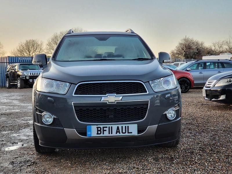 Used Chevrolet Captiva LTZ 2011 Grey SUV