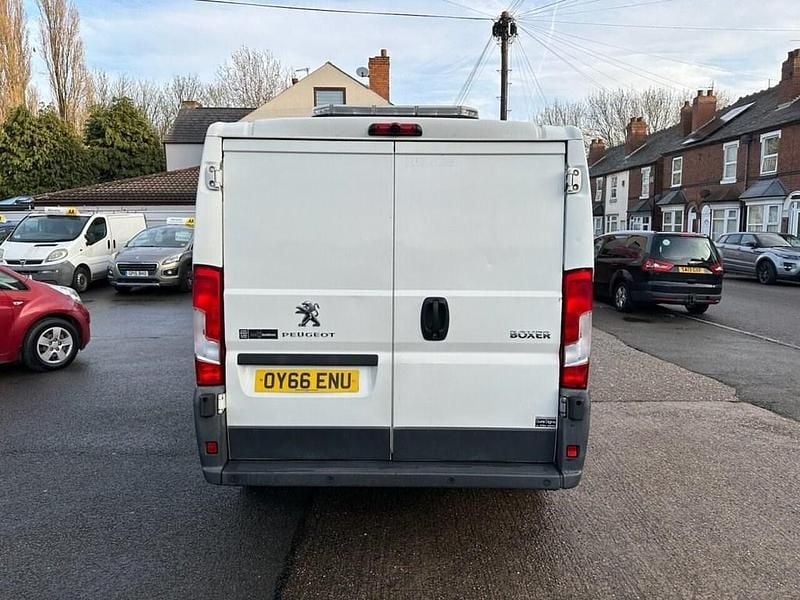 Used Peugeot Boxer 110 HP (80 kW) 2016 White Van