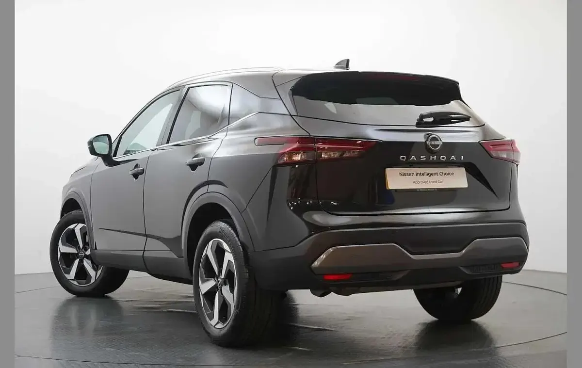 Used Nissan Qashqai N-Connecta 138 HP (101 kW) 2023 Black SUV