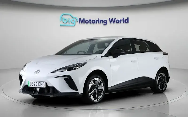 Used MG MG4 EV SE 150 kW (204 HP) 2024 Hatchback