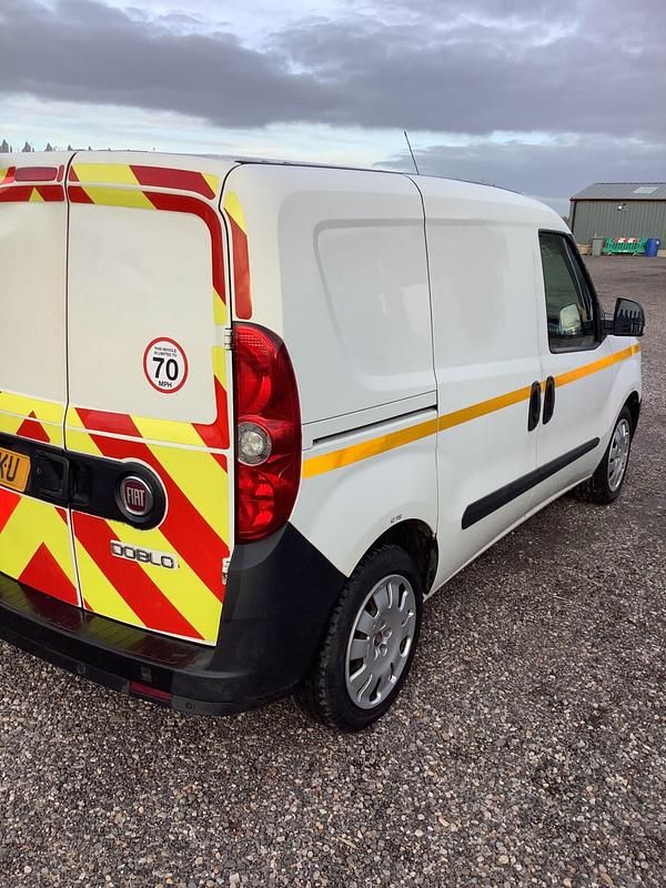 Used Fiat Doblò Active 2015 White MPV