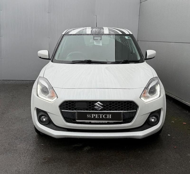 White Used 2020 Suzuki Swift SZ5 | £9,495 (Fair price) - Image 1/4