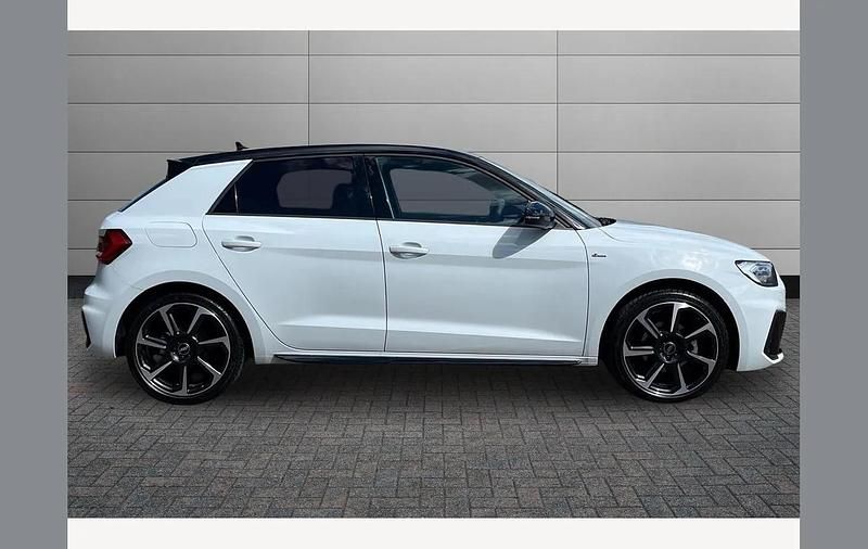 Used Audi A1 Black Edition 147 HP (108 kW) 2025 White SUV