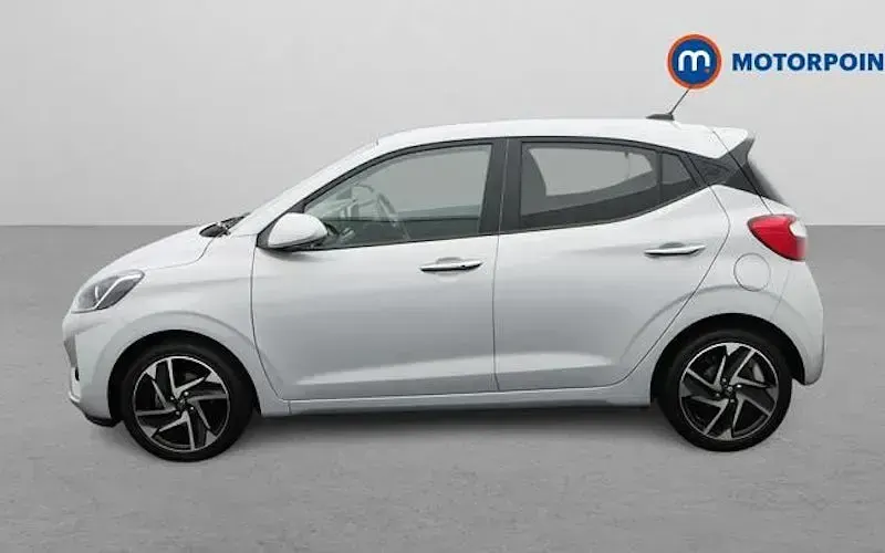 Used Hyundai i10 Premium 63 HP (46 kW) 2025 Grey Hatchback