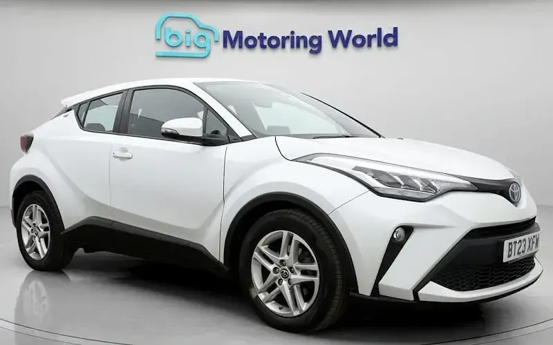 Used Toyota C-HR 122 HP (89 kW) 2023 SUV