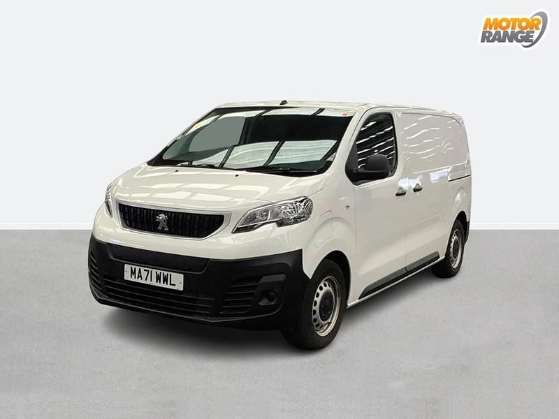 Used Peugeot e-Expert 100 kW (136 HP) 2021 White Van