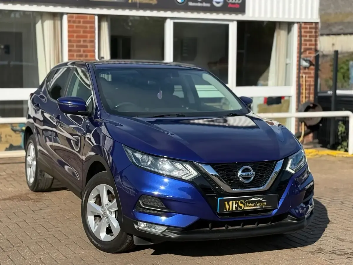 Used Nissan Qashqai Acenta 115 HP (84 kW) 2018 Blue SUV