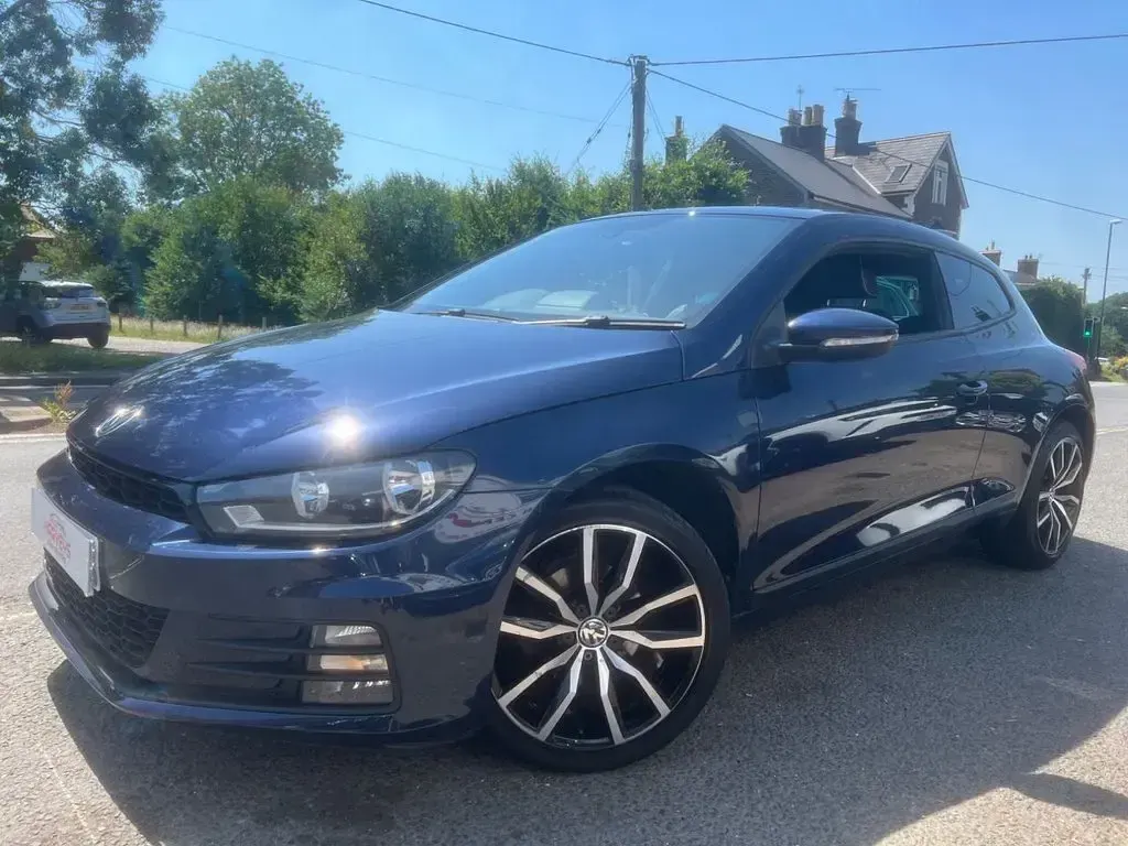 Used VW Scirocco GT 150 HP (110 kW) 2015 Blue Coupe
