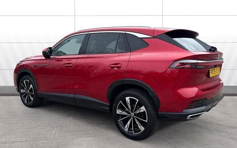 Usado MG HS SE 170 CV (125 kW) 2025 Rojo SUV