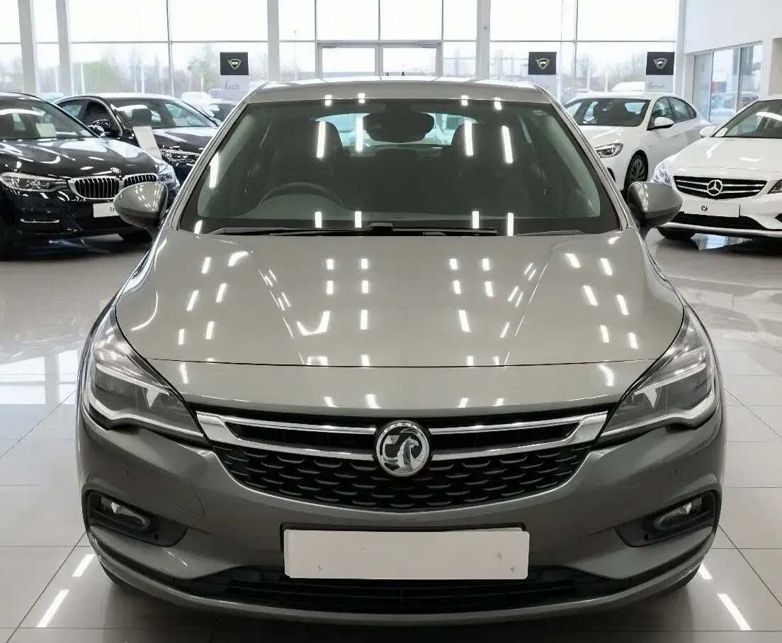 Used Vauxhall Astra SRi 2018 Grey Hatchback